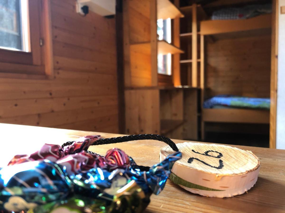 Touring Club Svizzero - Sezione Ticino Hostel Quinto Exterior foto