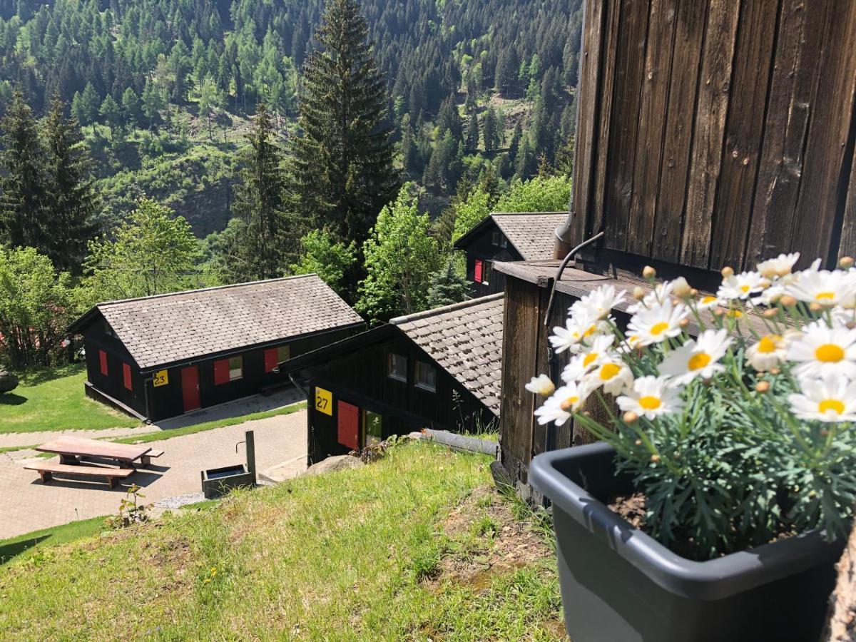 Touring Club Svizzero - Sezione Ticino Hostel Quinto Exterior foto