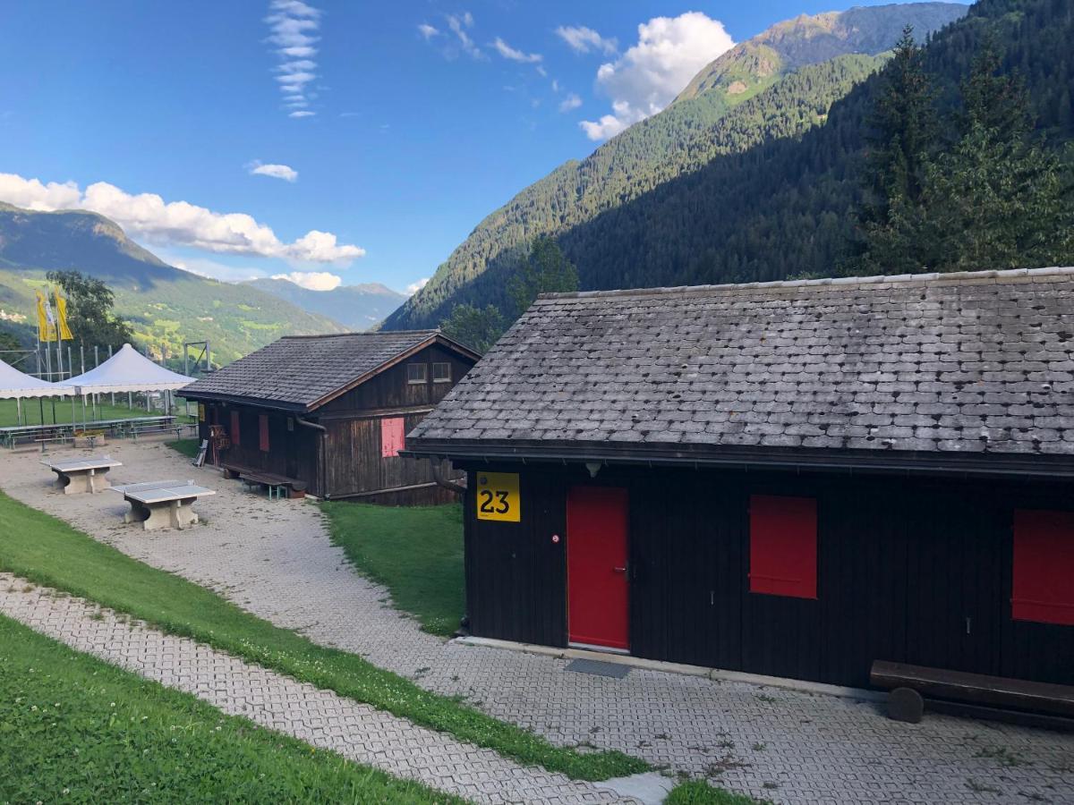 Touring Club Svizzero - Sezione Ticino Hostel Quinto Exterior foto