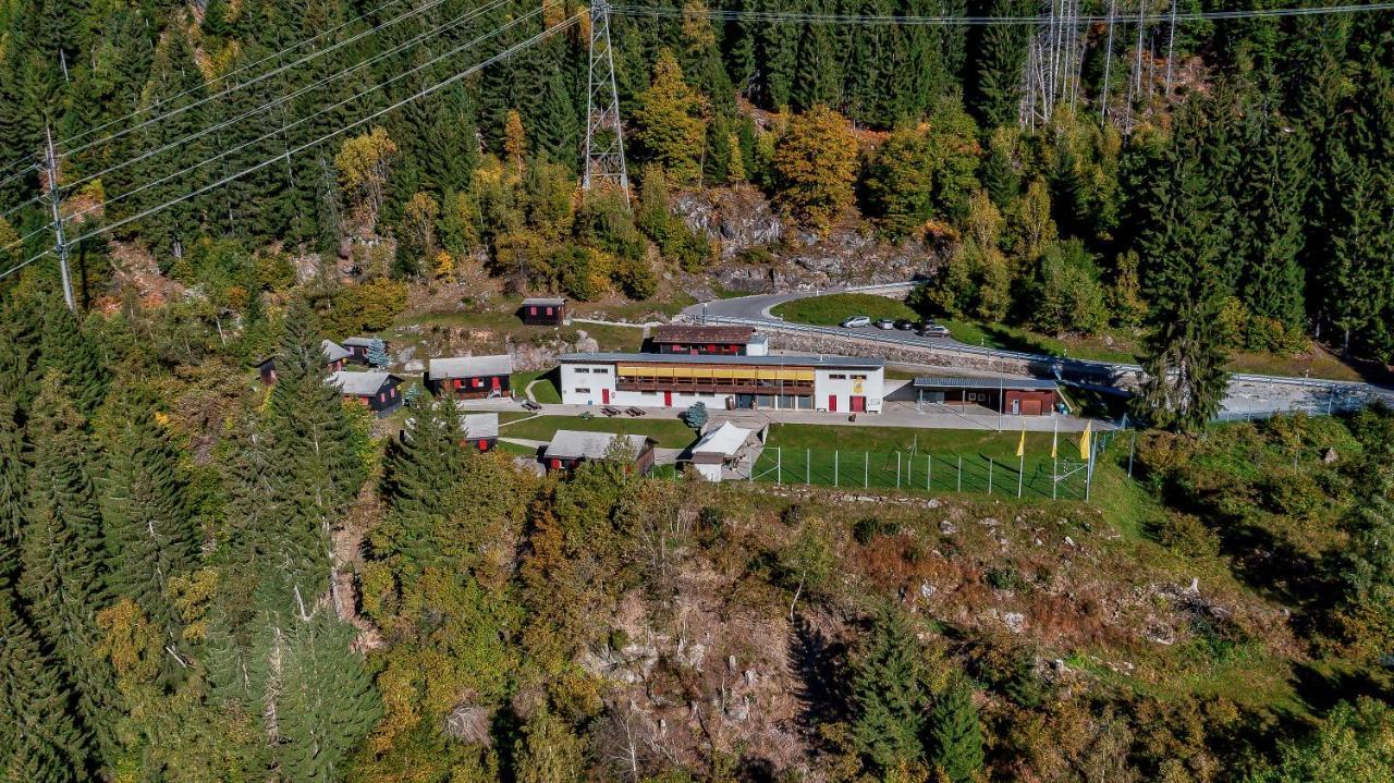 Touring Club Svizzero - Sezione Ticino Hostel Quinto Exterior foto